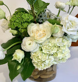 SIGNATURE STYLE ARRANGEMENT