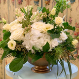 SIGNATURE STYLE ARRANGEMENT